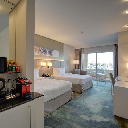 Millennium Lakeview Hotel Formerly Copthorne Lakeview Hotel Dubai Eksteriør billede