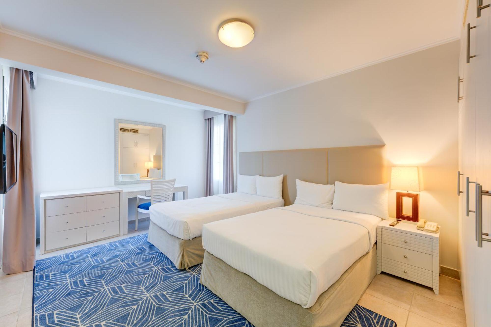 Millennium Lakeview Hotel Formerly Copthorne Lakeview Hotel Dubai Værelse billede