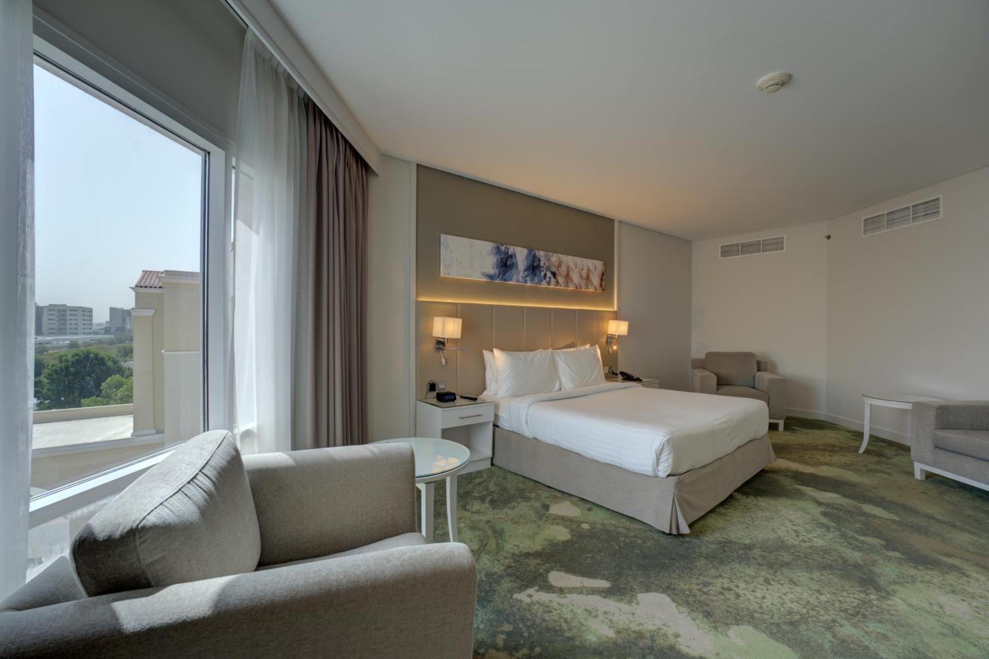 Millennium Lakeview Hotel Formerly Copthorne Lakeview Hotel Dubai Eksteriør billede